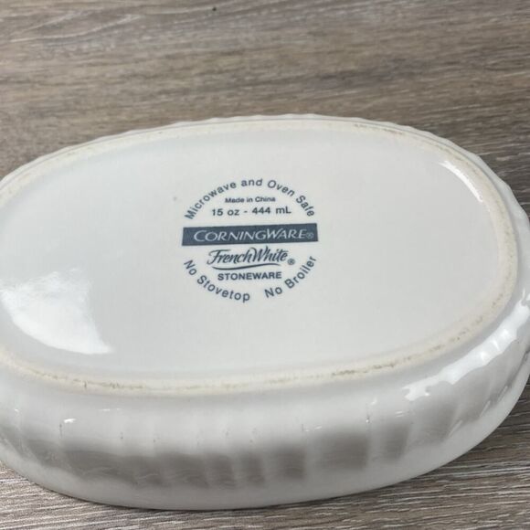 Corning Ware Oval Individual White Casserole Dish No Lids - Set of 3 - Picture 11 of 11